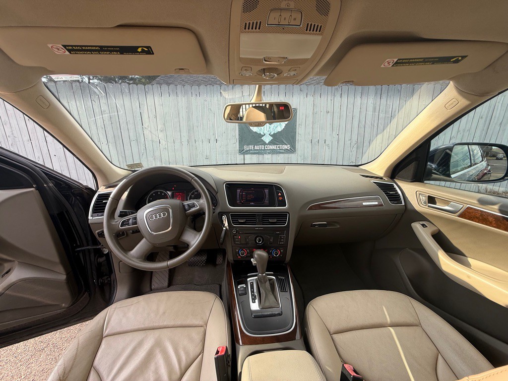 2010 Audi Q5 Image 19