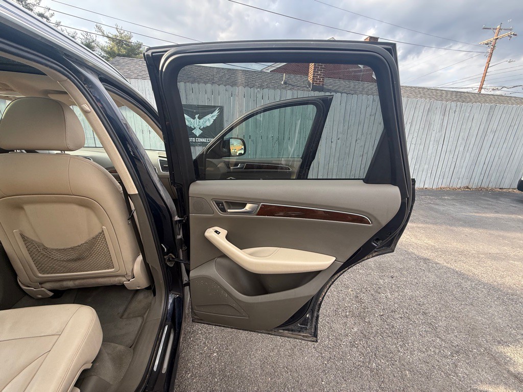 2010 Audi Q5 Image 23