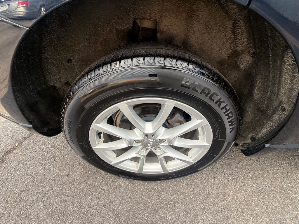 2010 Audi Q5 Image 29