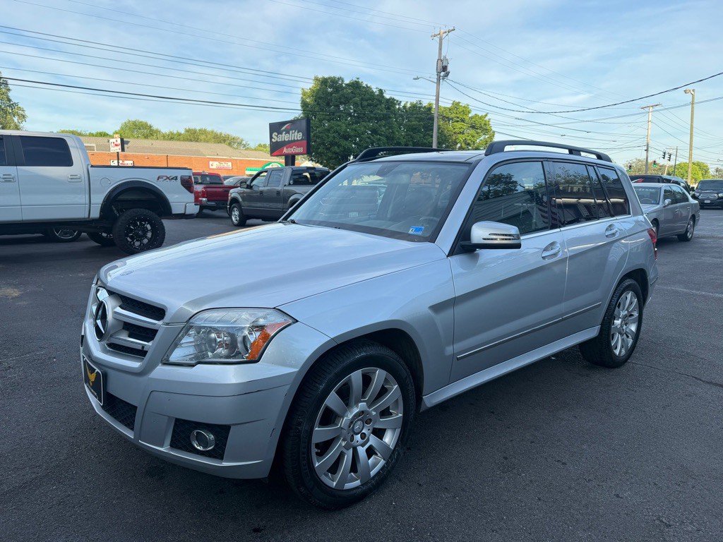2012 Mercedes-Benz GLK-Class Image 2