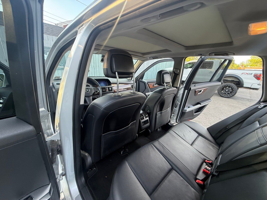 2012 Mercedes-Benz GLK-Class Image 13