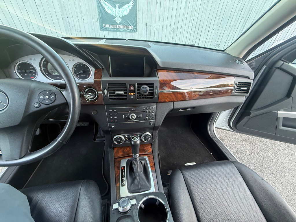 2012 Mercedes-Benz GLK-Class Image 21