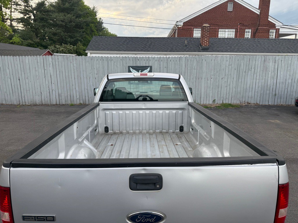2005 Ford F-150 Image 8
