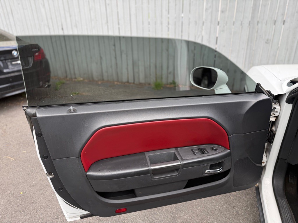 2013 Dodge Challenger Image 15