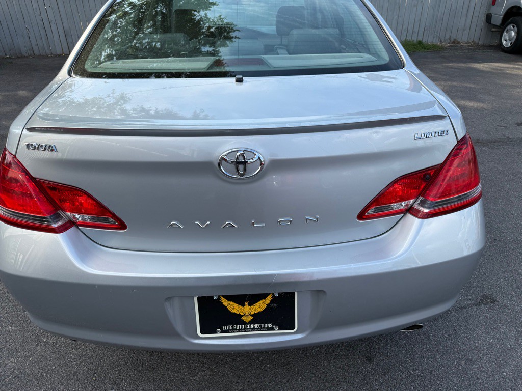 2006 Toyota Avalon Image 8