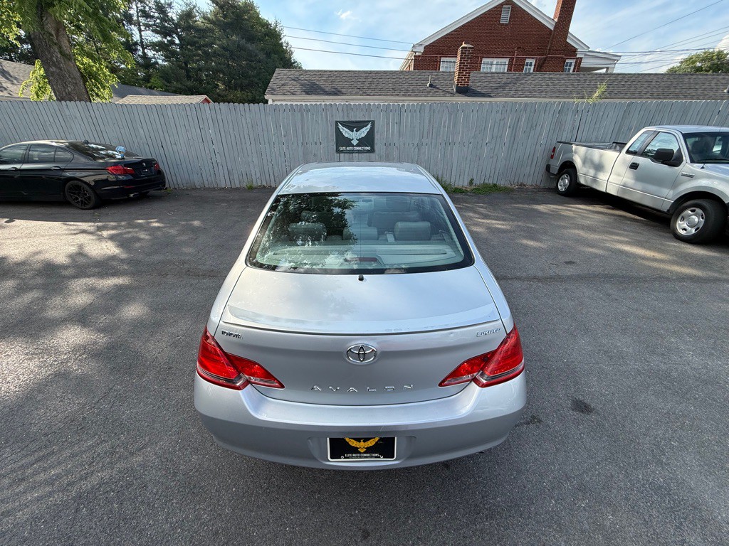 2006 Toyota Avalon Image 9