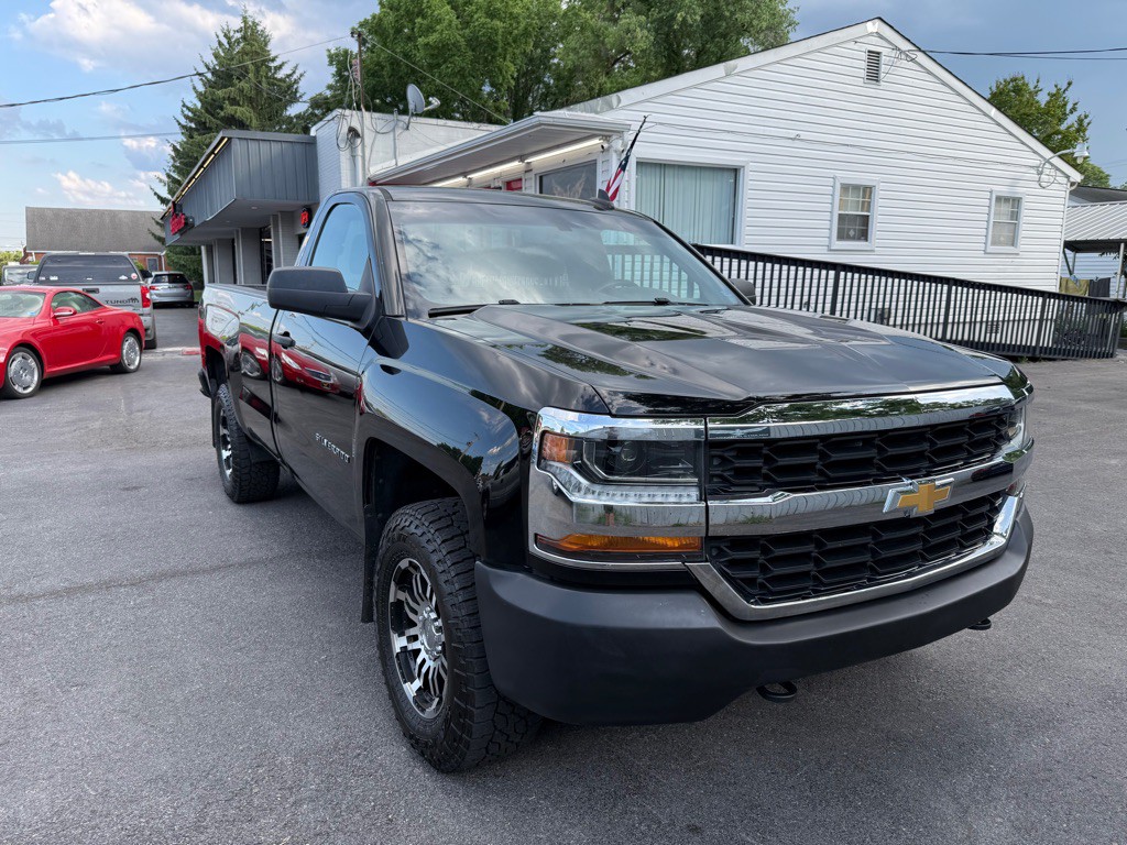 2017 Chevrolet Silverado 1500 Image 4