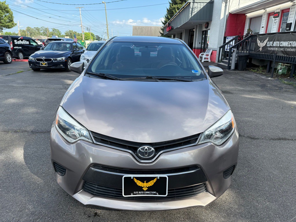 2015 Toyota Corolla Image 2