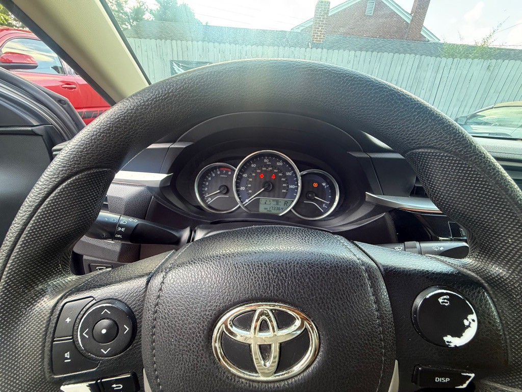 2015 Toyota Corolla Image 28