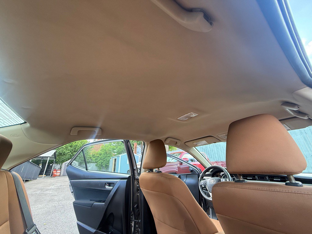 2015 Toyota Corolla Image 30