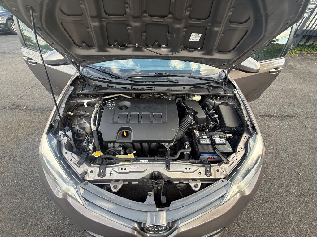 2015 Toyota Corolla Image 36