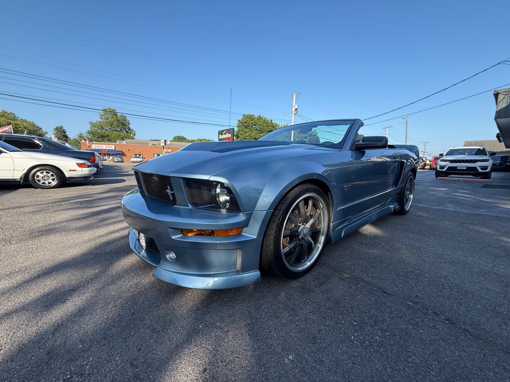 2006 Ford Mustang Image 8
