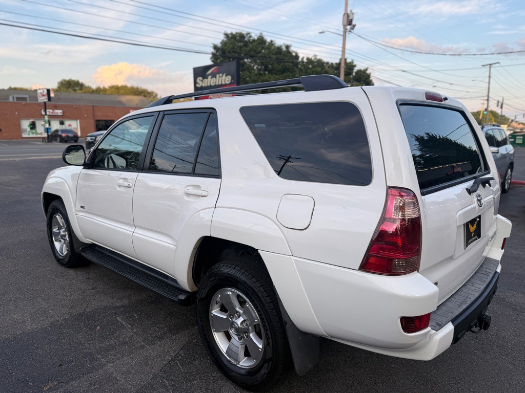 2005 Toyota 4Runner Image 7