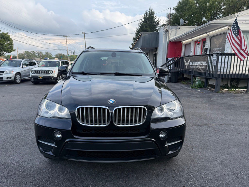 2013 BMW X5 Image 2
