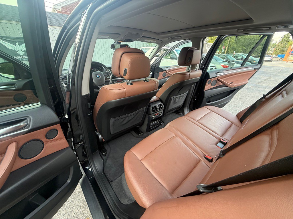 2013 BMW X5 Image 12