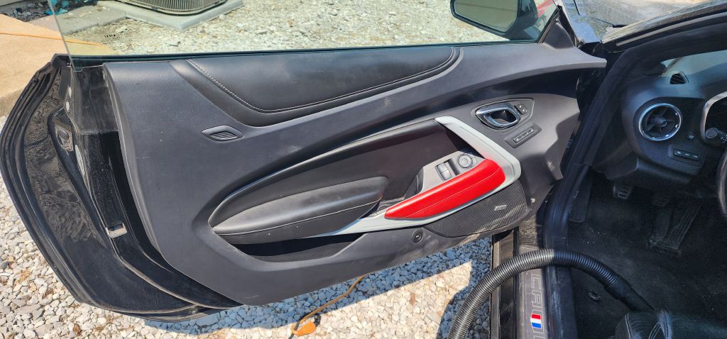 2016 Chevrolet Camaro Image 20