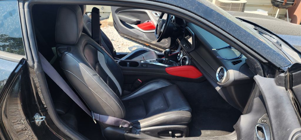 2016 Chevrolet Camaro Image 26