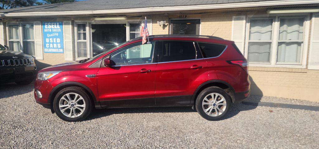 2017 Ford Escape Image 2