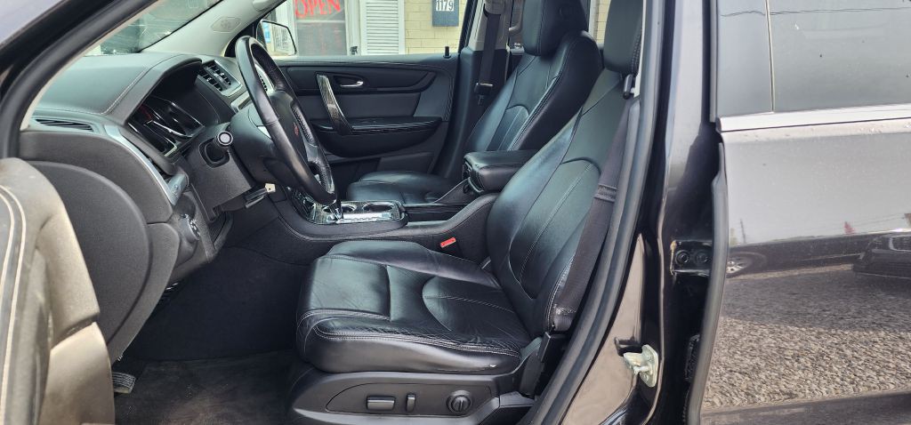 2017 GMC Acadia Image 13
