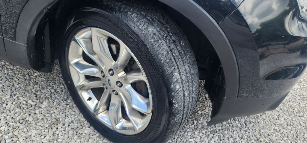 2015 Ford Explorer Image 21