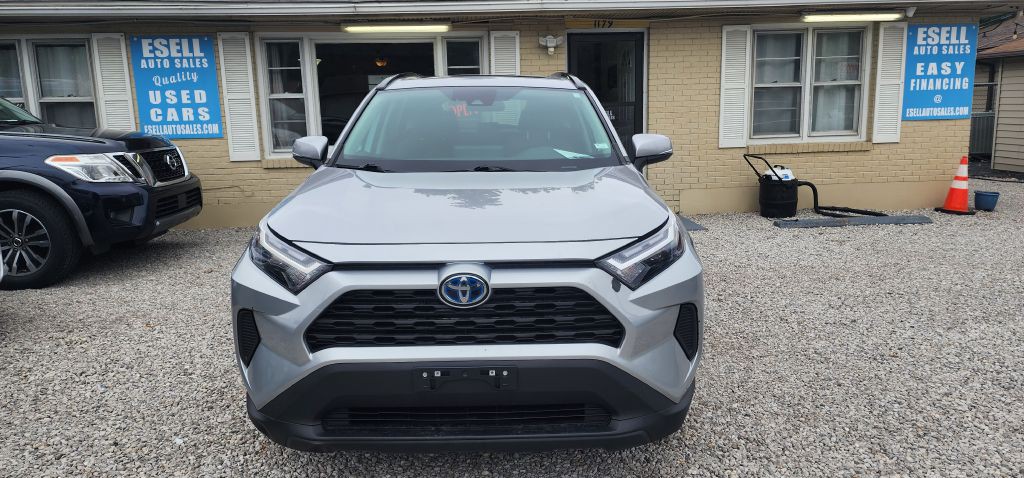 2022 Toyota Rav4 Image 2