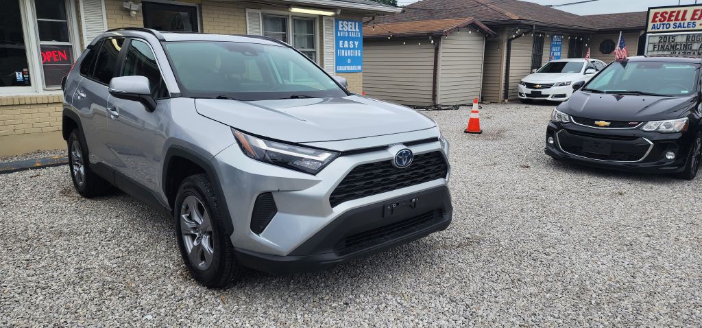2022 Toyota Rav4 Image 4