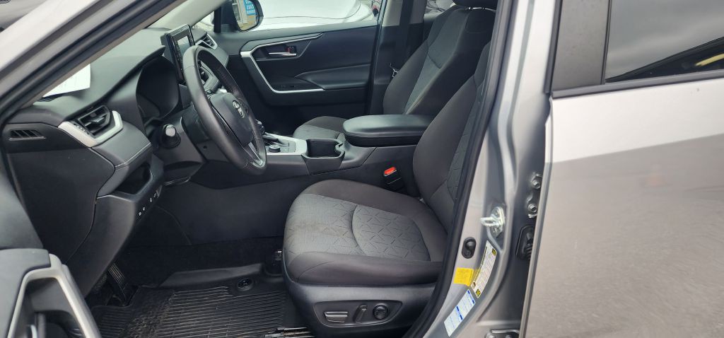 2022 Toyota Rav4 Image 15