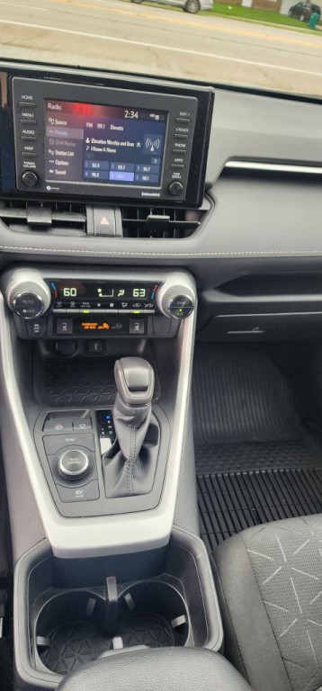 2022 Toyota Rav4 Image 21