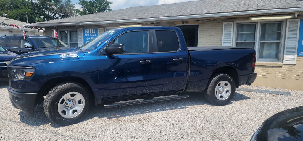2023 RAM 1500 Image 2