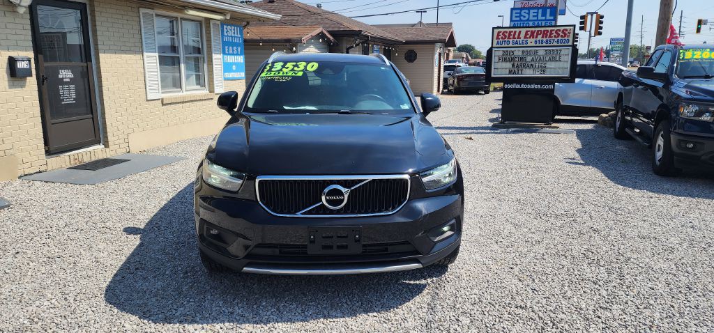 2022 Volvo XC40 Image 5