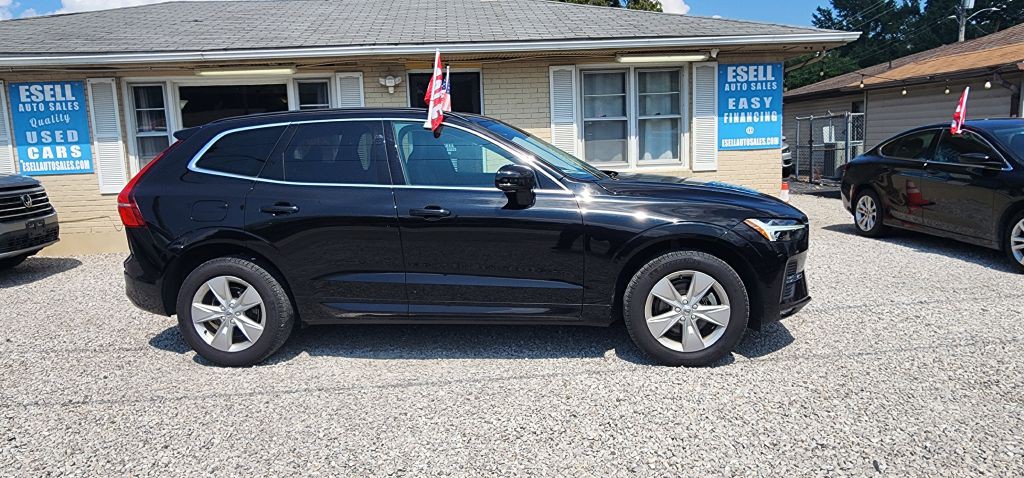2022 Volvo XC60 Image 2