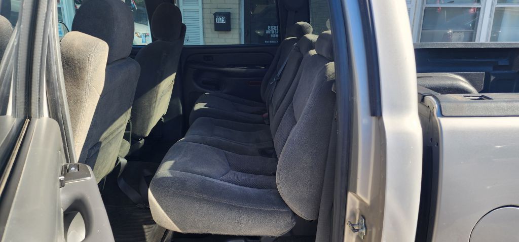 2005 Chevrolet Silverado 1500 Image 13