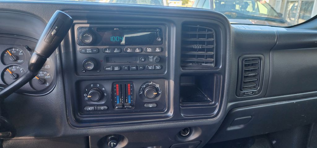 2005 Chevrolet Silverado 1500 Image 15