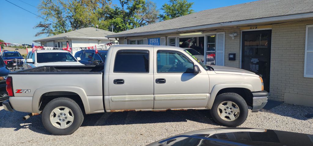 2005 Chevrolet Silverado 1500 Image 17