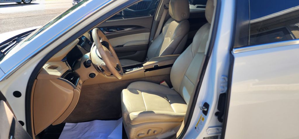 2016 Cadillac CTS Image 17