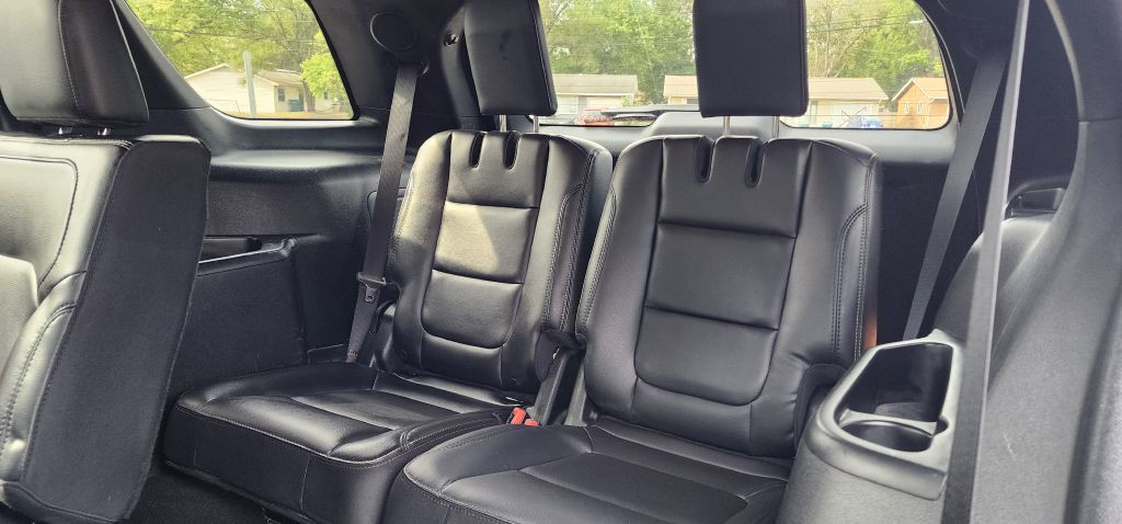 2019 Ford Explorer Image 19