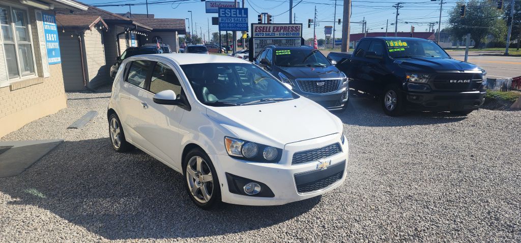 2016 Chevrolet Sonic Image 6
