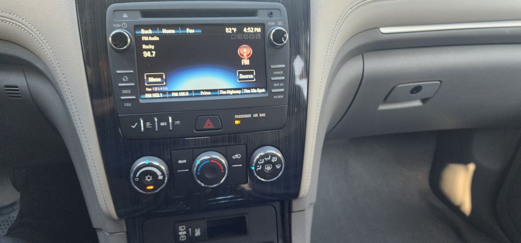2016 Chevrolet Traverse Image 18
