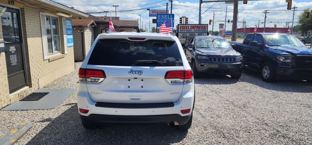 2020 Jeep Grand Cherokee Image 9