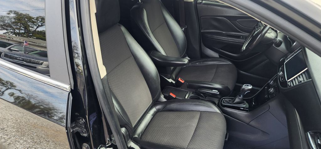 2019 Buick Enclave Image 18