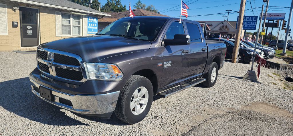 2019 RAM 1500 Image 3
