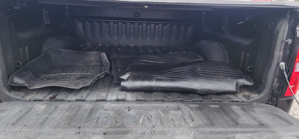 2015 GMC Sierra Image 11