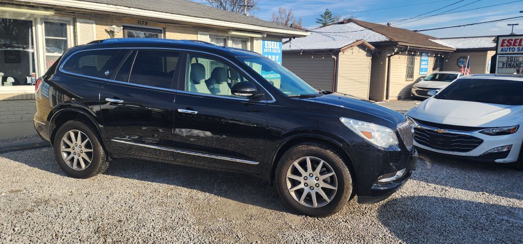2017 Buick Enclave Image 1
