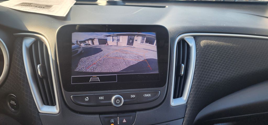 2022 Chevrolet Malibu Image 14