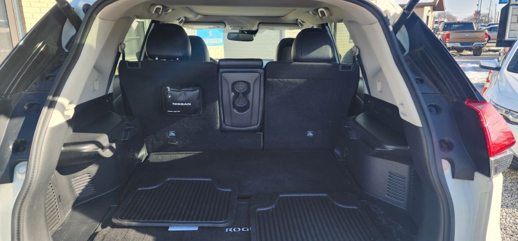 2020 Nissan Rogue Image 20