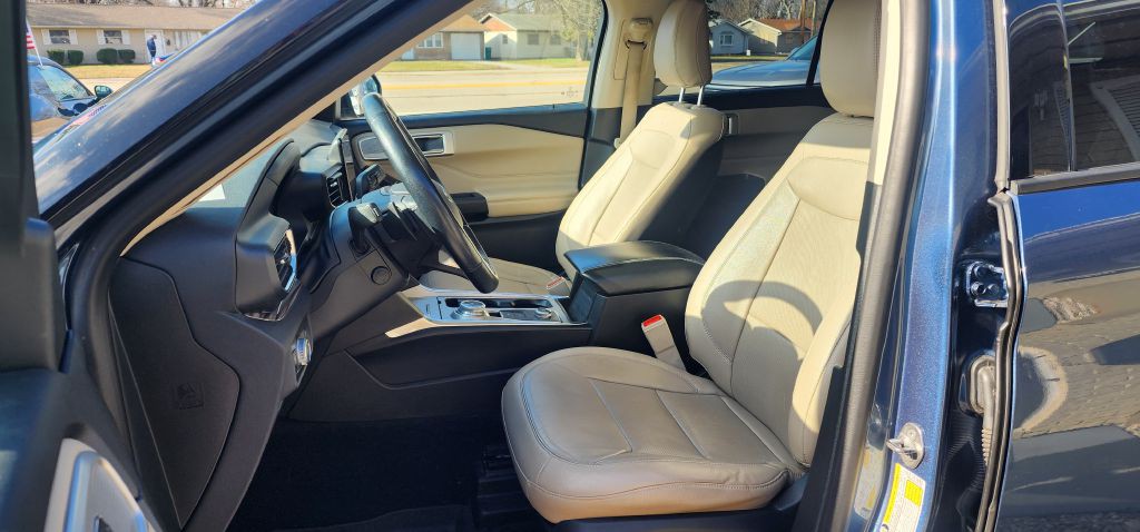 2020 Ford Explorer Image 12