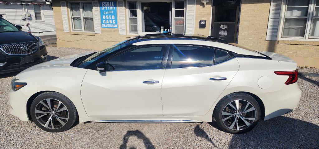 2017 Nissan Maxima Image 7
