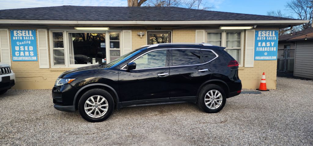 2018 Nissan Rogue Image 1