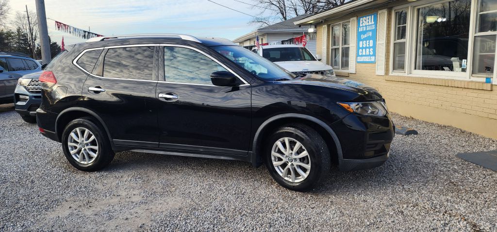 2018 Nissan Rogue Image 4