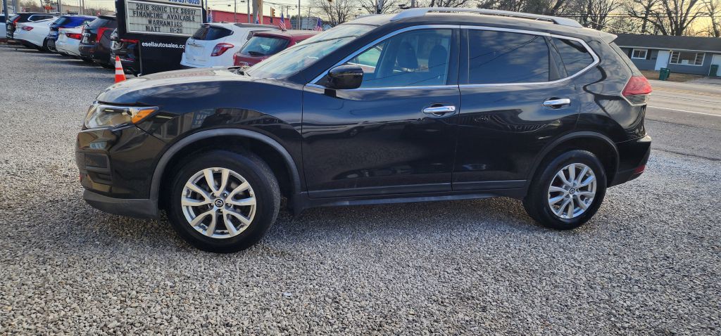 2018 Nissan Rogue Image 8